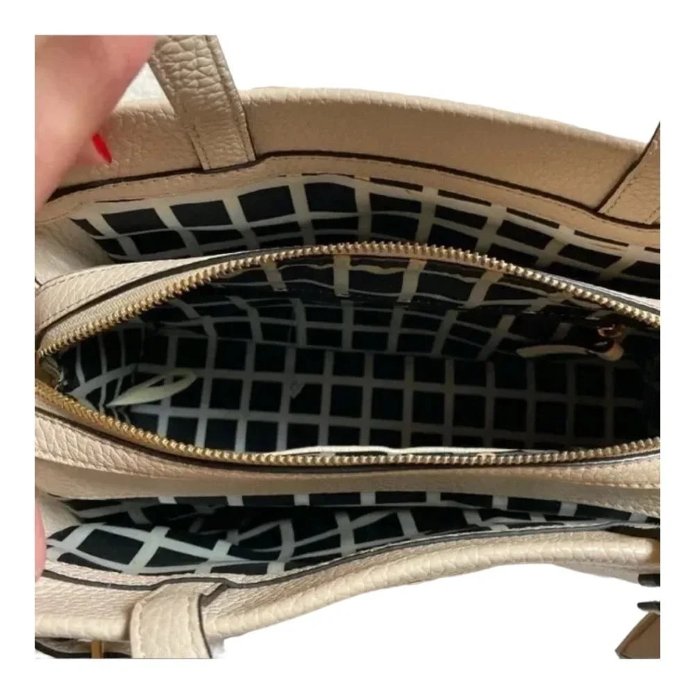 Kate Spade medium  size leather handbag